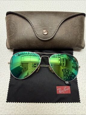 Ray-Ban Silver Frame Aviator Sunglasses with Blue Green tint